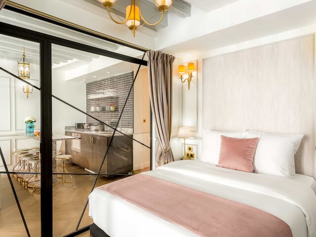 メルヴェイユ ラグジュアリー スイート - ルーブル ランビュトー