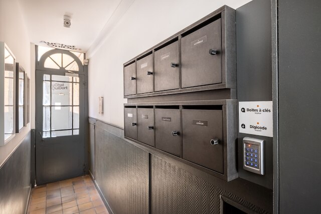 Au Chat Qui Dort Lille - Archives 3