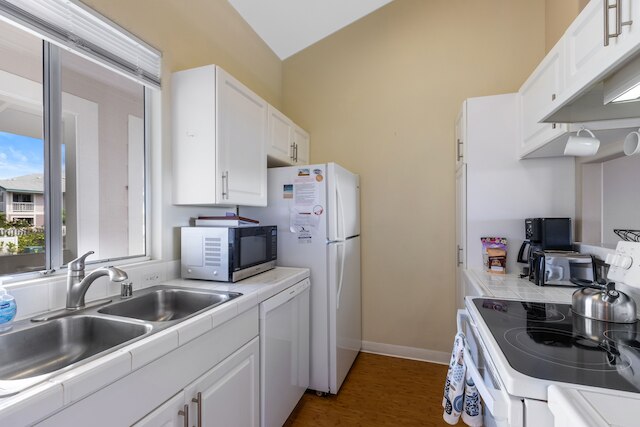 アリイ ラニ V202 2 ベッドルーム コンド