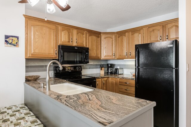 アリイ ヴィラズ #230 2 ベッドルーム コンド