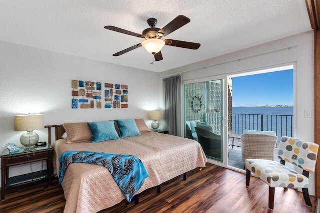 アリイ ヴィラズ #230 2 ベッドルーム コンド