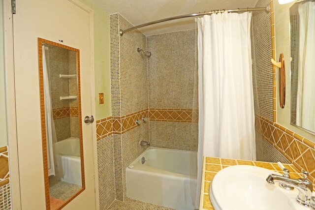 アリイ ヴィラズ #211 1 ベッドルーム コンド