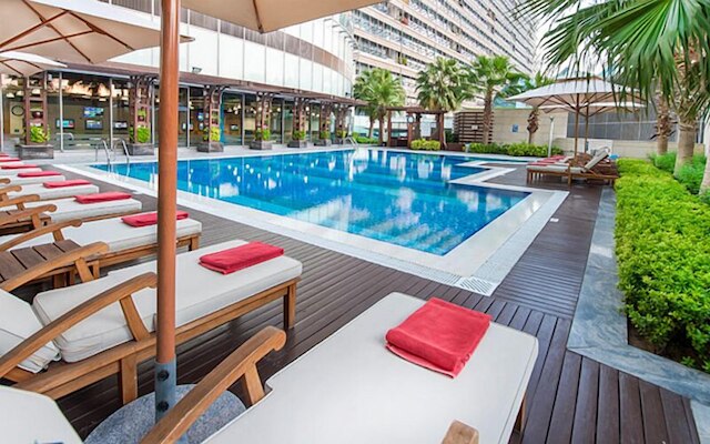 ラグジュアリー ホームステイ ニア ドバイ WTC