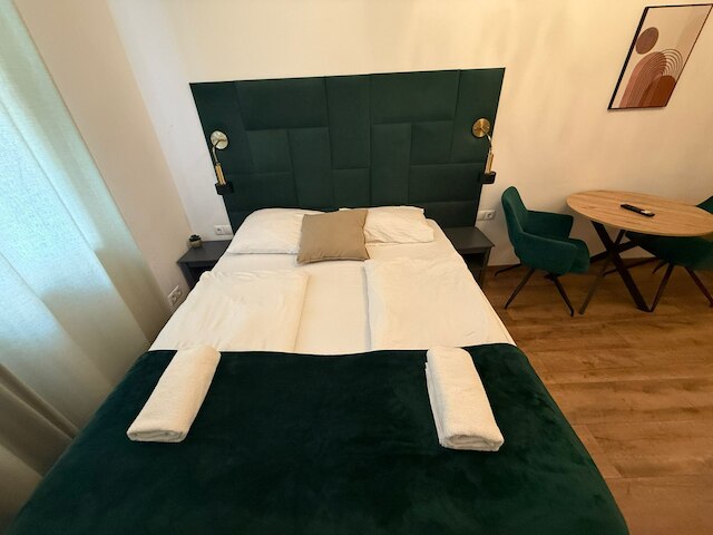 スタイリッシュ 1ベッドルーム アパートメント シティセンター