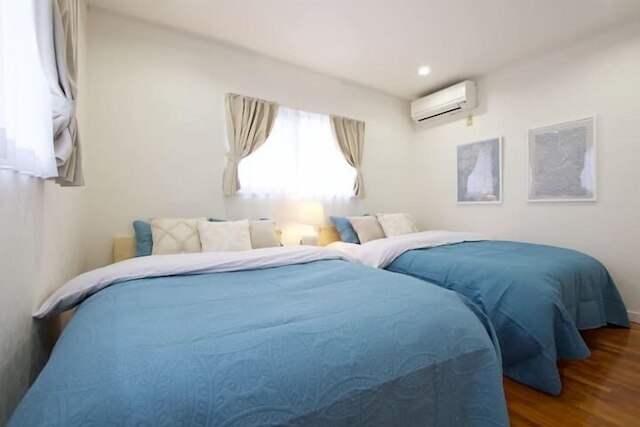 青の家　Blue House