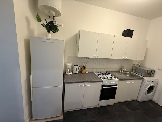 コージー 1ベッドルーム アパートメント ウォーク トゥ ウェストバンホフ