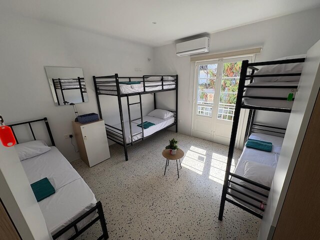 ウィンドミル ホステル