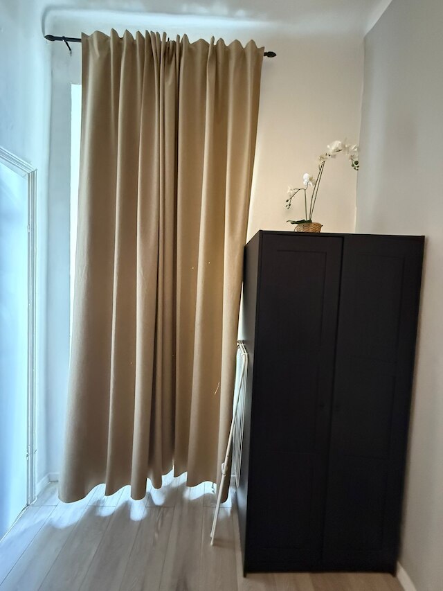 シンプル 2ベッドルーム ニア ウェストバーンホフ ステーション