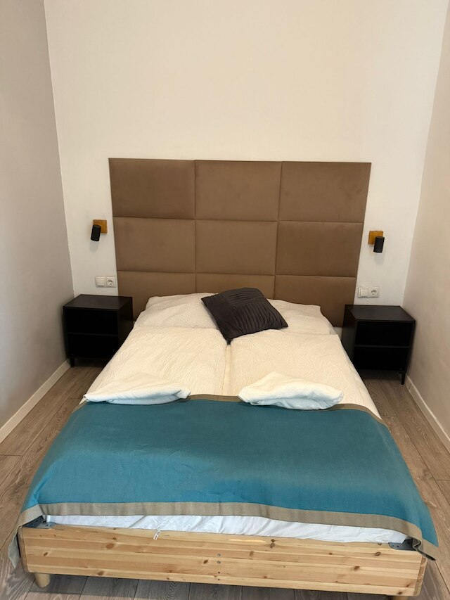 シンプル 2ベッドルーム ニア ウェストバーンホフ ステーション