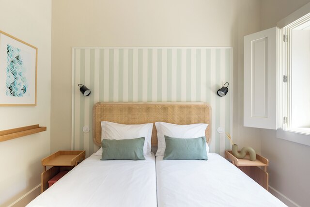 Porto Haven - Under the Bridge