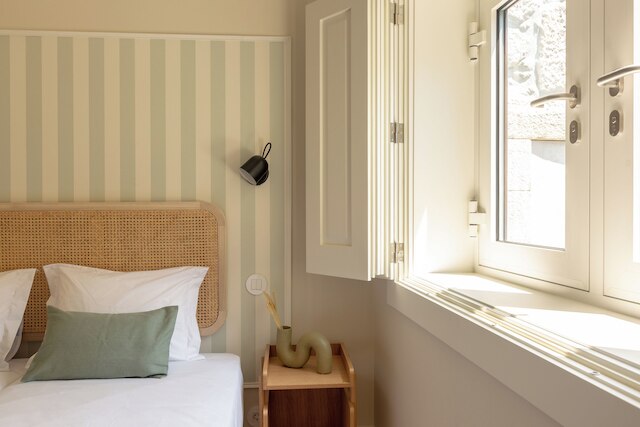 Porto Haven - Under the Bridge