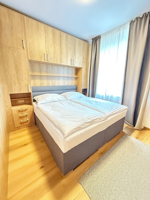 リバーサイド アパートメント プラハ