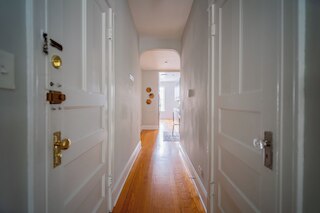 Beautifully Set Up 2BR - Grace 03-1