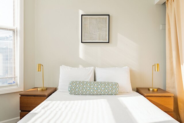 1BR Apt in Lincoln Park - Lincoln 3E