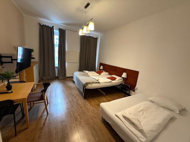 スマート 1ベッドルーム アパートメント ニア ウェストバーンホフ ステーション