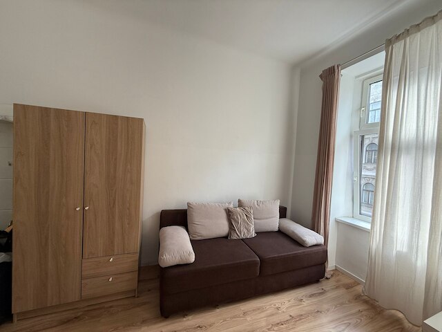 モダン 2ベッドルーム アパートメント ステップス フロム ウェストバーンホフ