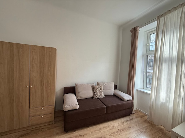 モダン 2ベッドルーム アパートメント ステップス フロム ウェストバーンホフ