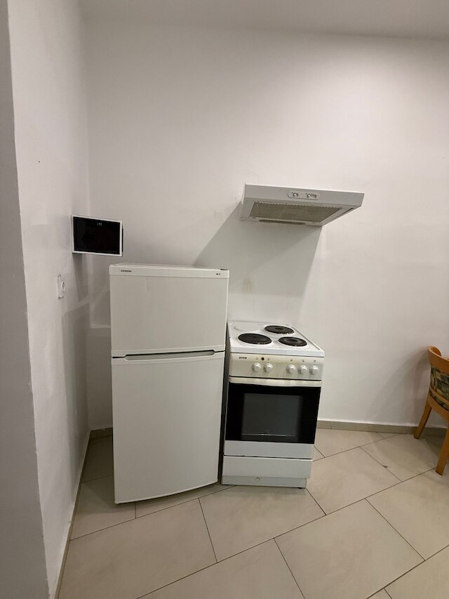 バジェット 1ベッドルーム アパートメント クローズ トゥ ウェストバーンホフ