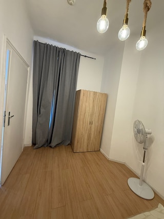 スマート 2 ベッドルーム アパートメント クローズ トゥ ウエストバーンホフ