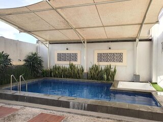 サンリッチ ヴィラ シャリア