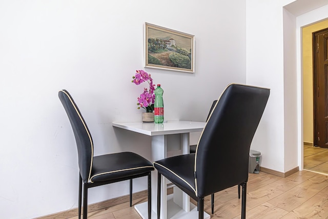 スペーシャス 5ベッドルーム アパートメント クローズ トゥ アウガルテン