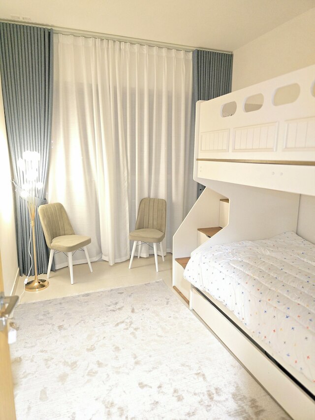 ラグジュアリー ブールバード 2ベッドルーム