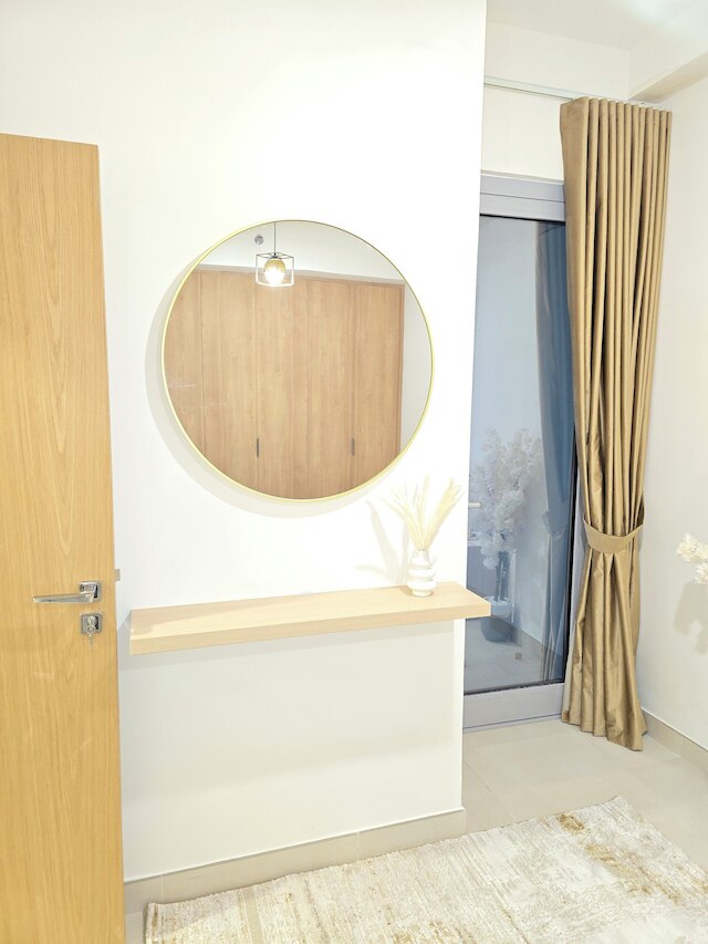 ラグジュアリー ブールバード 2ベッドルーム