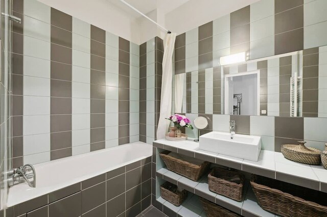 チャーミング スタジオ モンマルトル バイ モビリティ