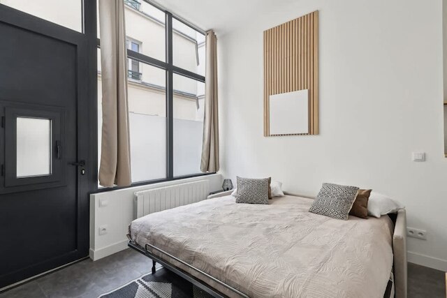 スタジオ ドゥ シャルム - モンマルトル ピガール