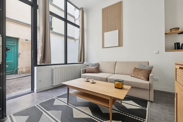 スタジオ ドゥ シャルム - モンマルトル ピガール