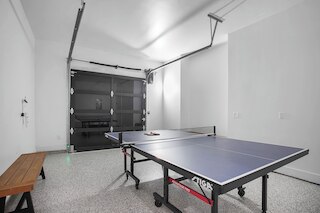 ATX South Lamar Creekside with Hot tub