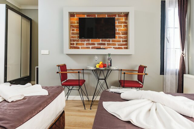 Gloria Suites Old City