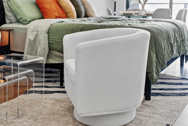 CBD Luxepad Penthouse Studio 1 King Bed Gorgeous Bay Views Pool Hottub Gym Restaurants