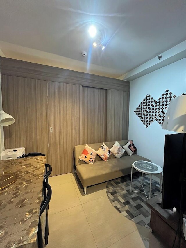 Shore 2 Tower 2 Unit 1289