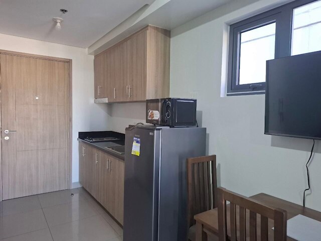 Shore 2 Tower 2 Unit 1828