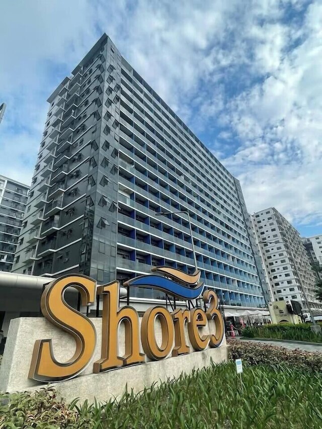 Shore 2 Tower 2 Unit 1828