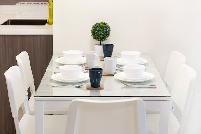 コージー & モダン スアサナ JB シティ スイート