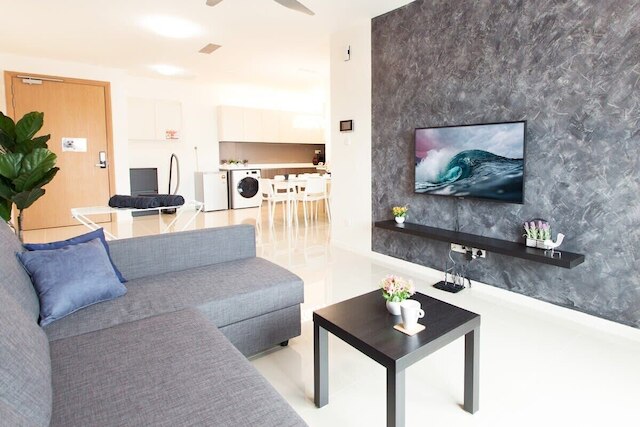 コージー & モダン スアサナ JB シティ スイート