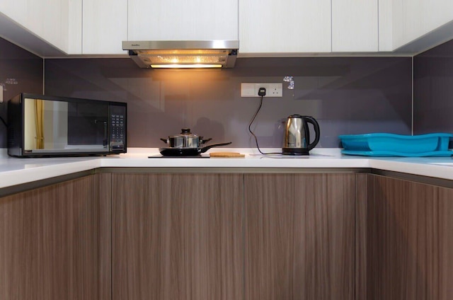 ホームリー スアサナ スイーツ ステイ、コージー コンフォート イン JB