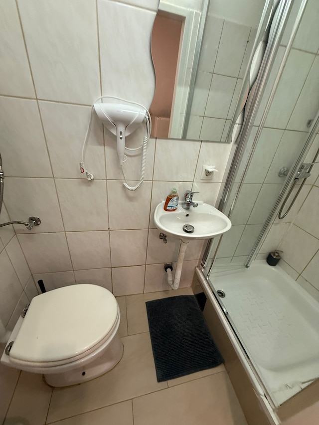 コージー 1 ベッドルーム アパートメント バジェット ステイ ウェストバーンホフ