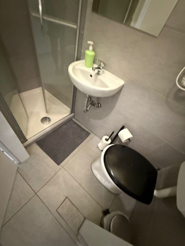 バリュー 1 ベッドルーム アパート クローズ トゥ ウェストバーンホフ