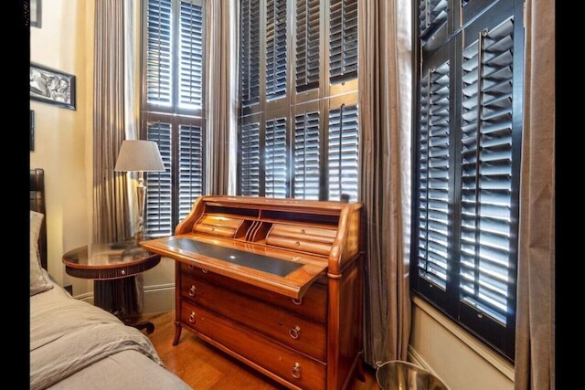 ホランド パーク クラシック ハイ シーリングス ラグジュアリー 2 ベッド