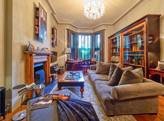 ホランド パーク クラシック ハイ シーリングス ラグジュアリー 2 ベッド