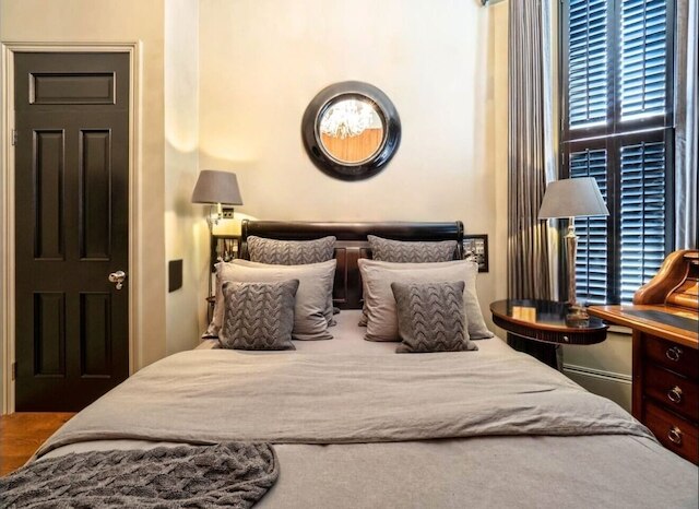 ホランド パーク クラシック ハイ シーリングス ラグジュアリー 2 ベッド