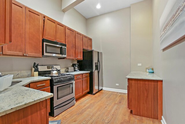 Upscale 4BR in Wicker Park - Damen 1R