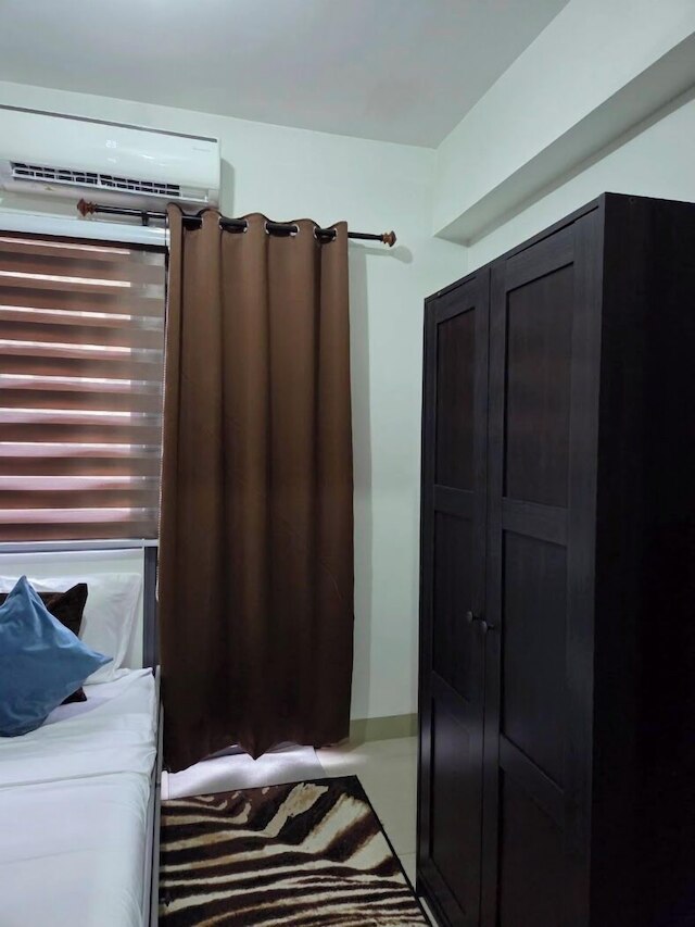 Shore 2 Unit 325 Tower 3