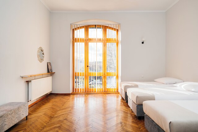 ネイティブ アパートメンツ クラシンスキゴ 21