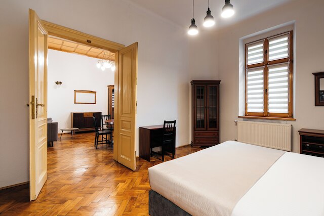 ネイティブ アパートメンツ クラシンスキゴ 21