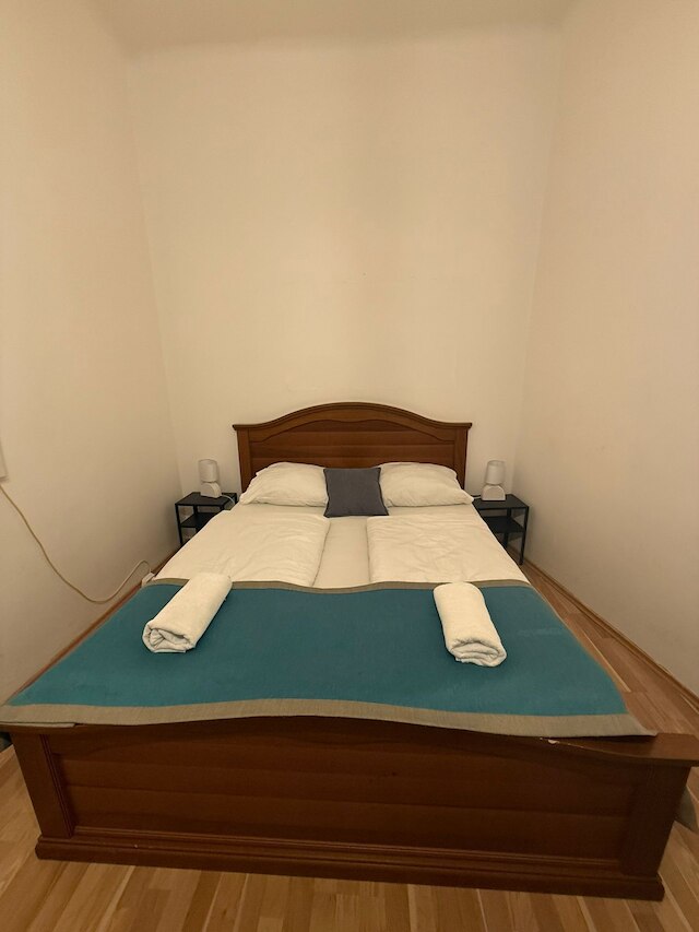 モダン 1 ベッドルーム アパートメント セントラル プライバシー