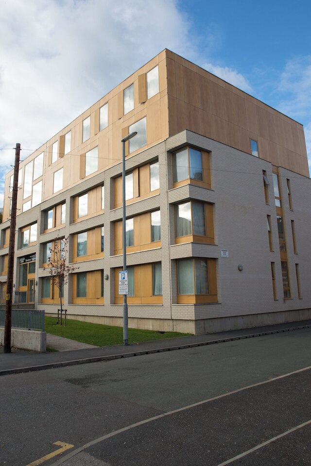 スチューデントオンリー ビクトリアポイント